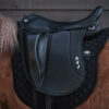 Top reiter saddle pad black with saddle