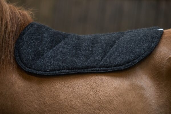 Kidka_Saddlepad_black1_homepage