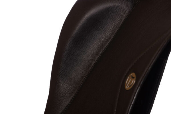 Eques Connection Pad Treeless saddle 2