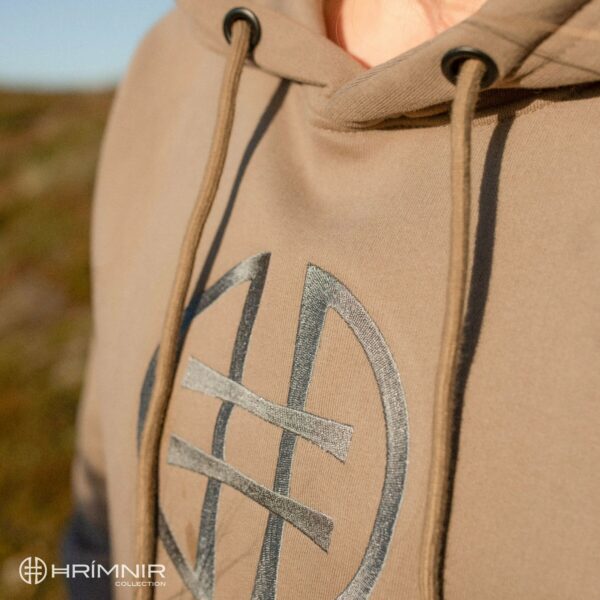 hoodie_green_natalie_closeup