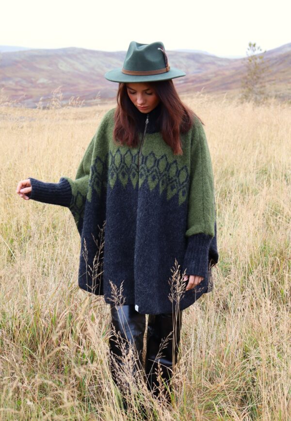kidka_poncho-green-2_small