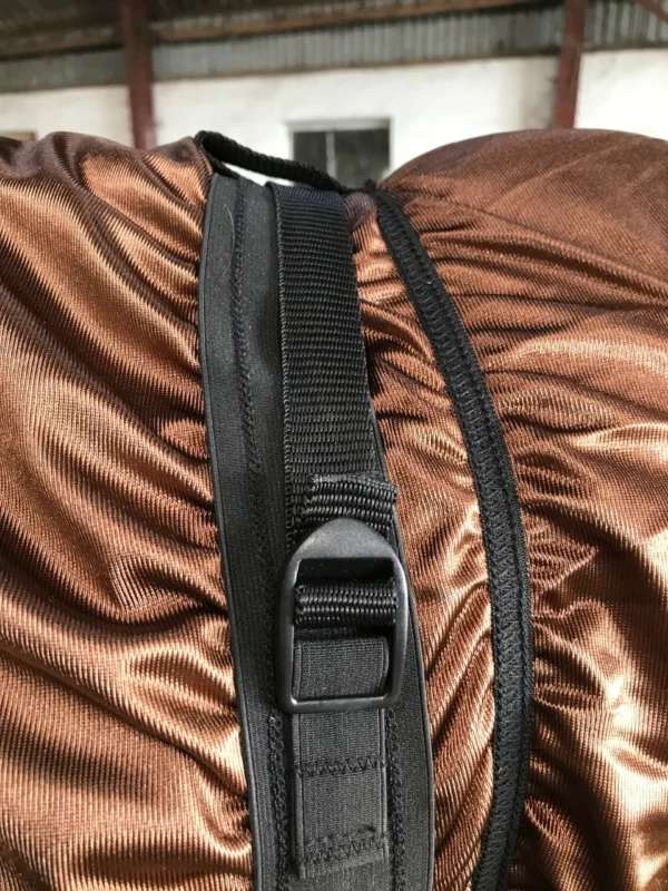IceTack_Flymask_Brown_Attaching_1-scaled