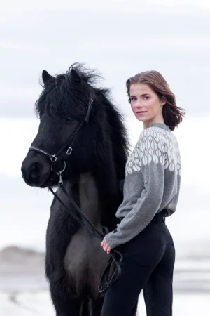 EQ KL Magda Stickad Ulltröja Dam