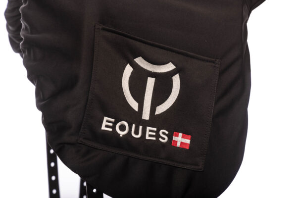 EQ62005-BK_Sadelovertraek-Pocket-20250115-1636