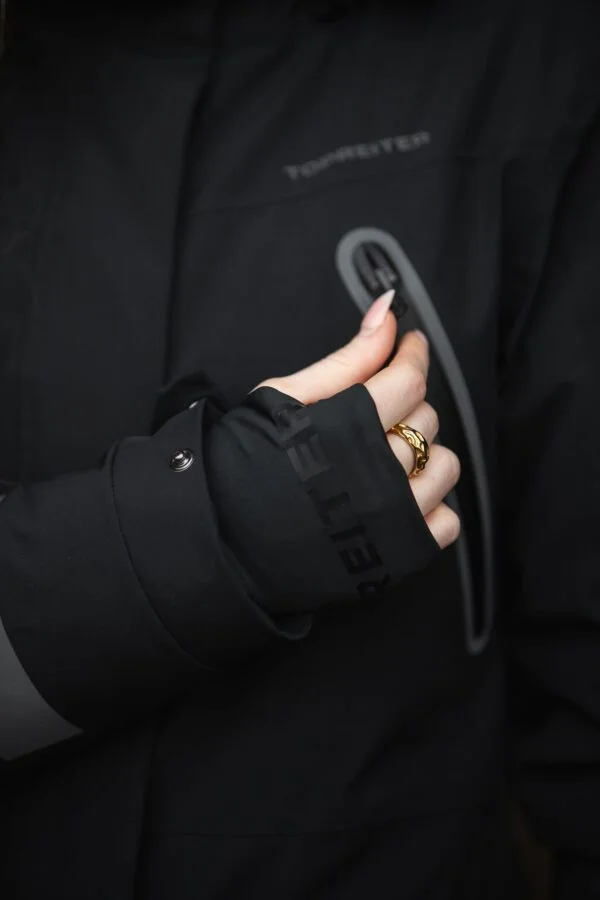 topreiter_blika_riding_parka_breast_pocket_1920x1920