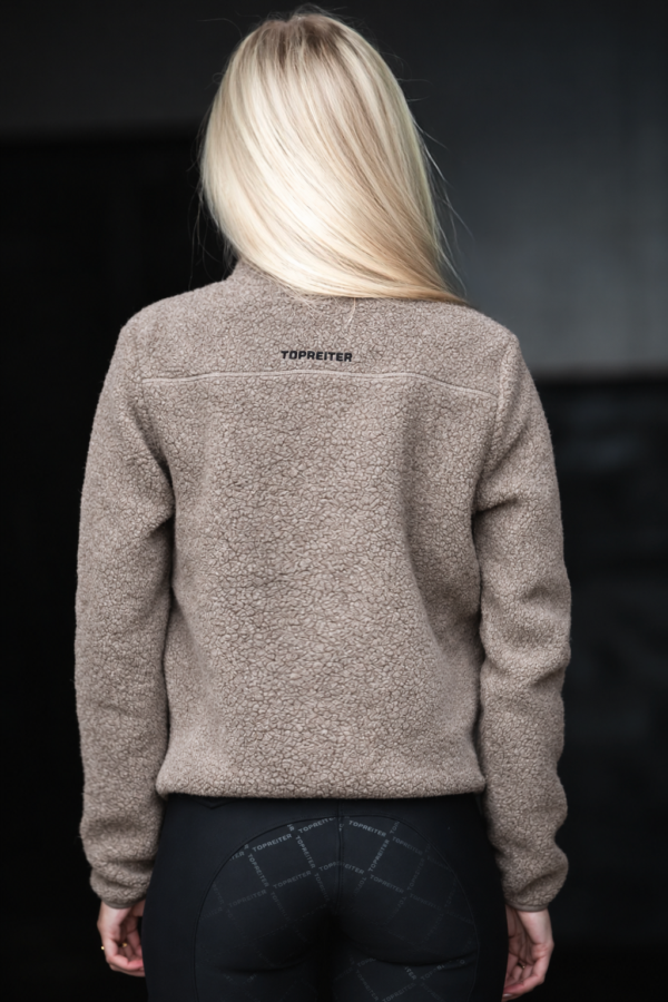 topreiter_equestrianwear_glampi_unisex_wooljacket_lightbrown_women_back_1024x1536