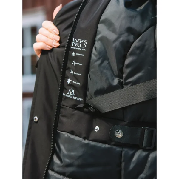 MH_Royal_Saga_Coat_6