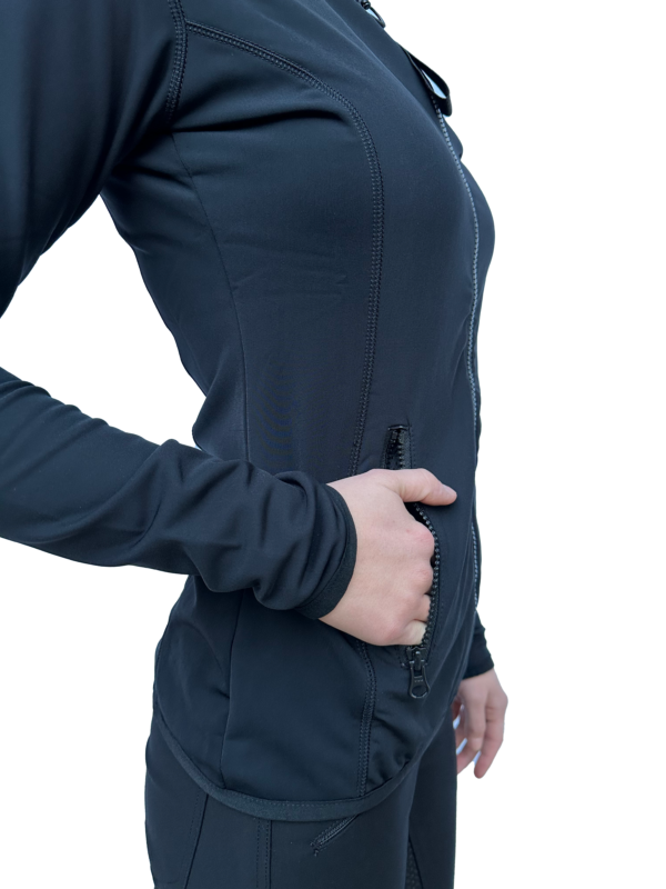 Clara-hvid-baggrund-4