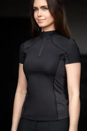 T-shirt Júlía Svart