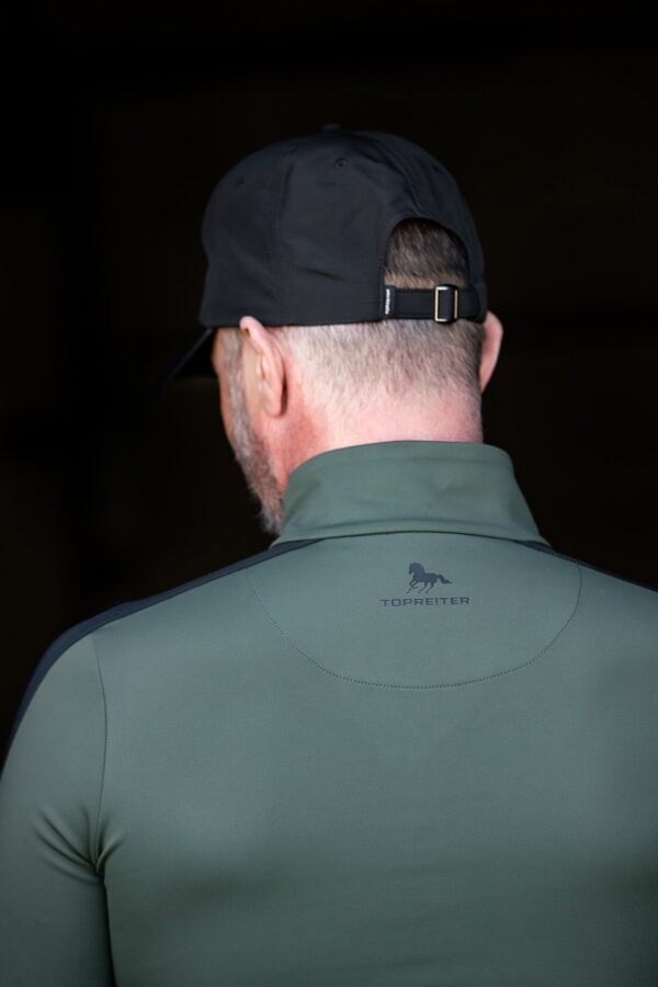 topreiter-men-equestrianwear-longlseeve-brynjar-green-back_1365x2048