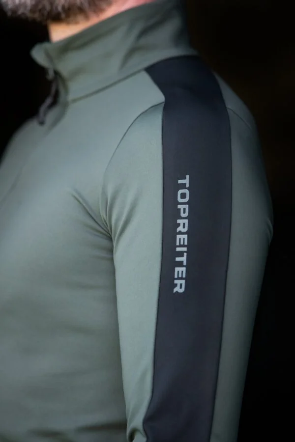 topreiter-men-equestrianwear-longlseeve-brynjar-green-detail_1365x2048