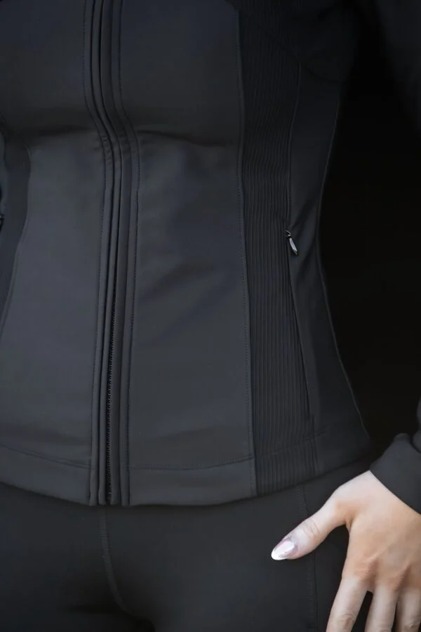 topreiter-kraka-jacke-equestrian-black-women-detail_1365x2048