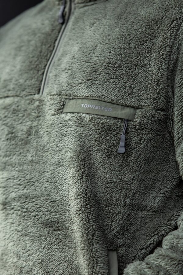 topreiter-equestrianwear-unisex-fleece-sweater-byr-dark-olive-logo-detail_1365x2048