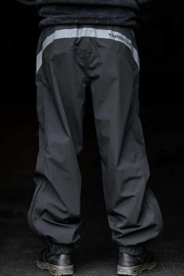 topreiter-equestrianwear-unisex-rain-pants-kari-black-men-back_1365x2048