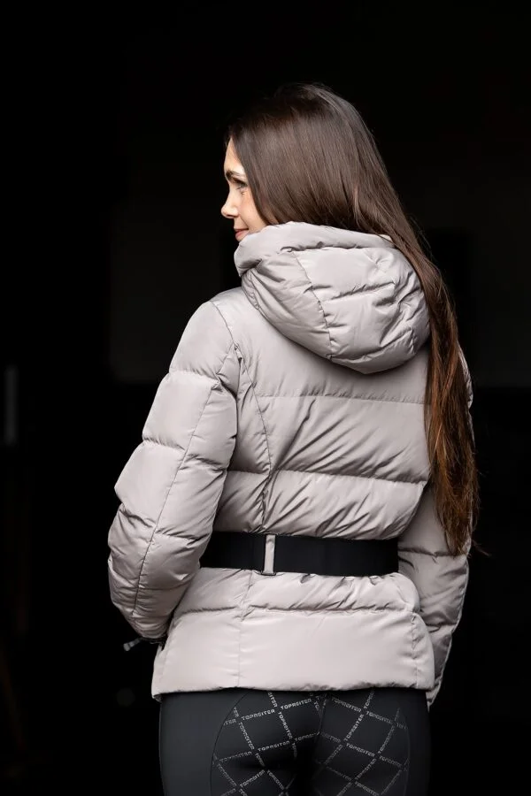 topreiter-equestrianwear-women-puffer-jacket-moa-sand-back_1365x2048